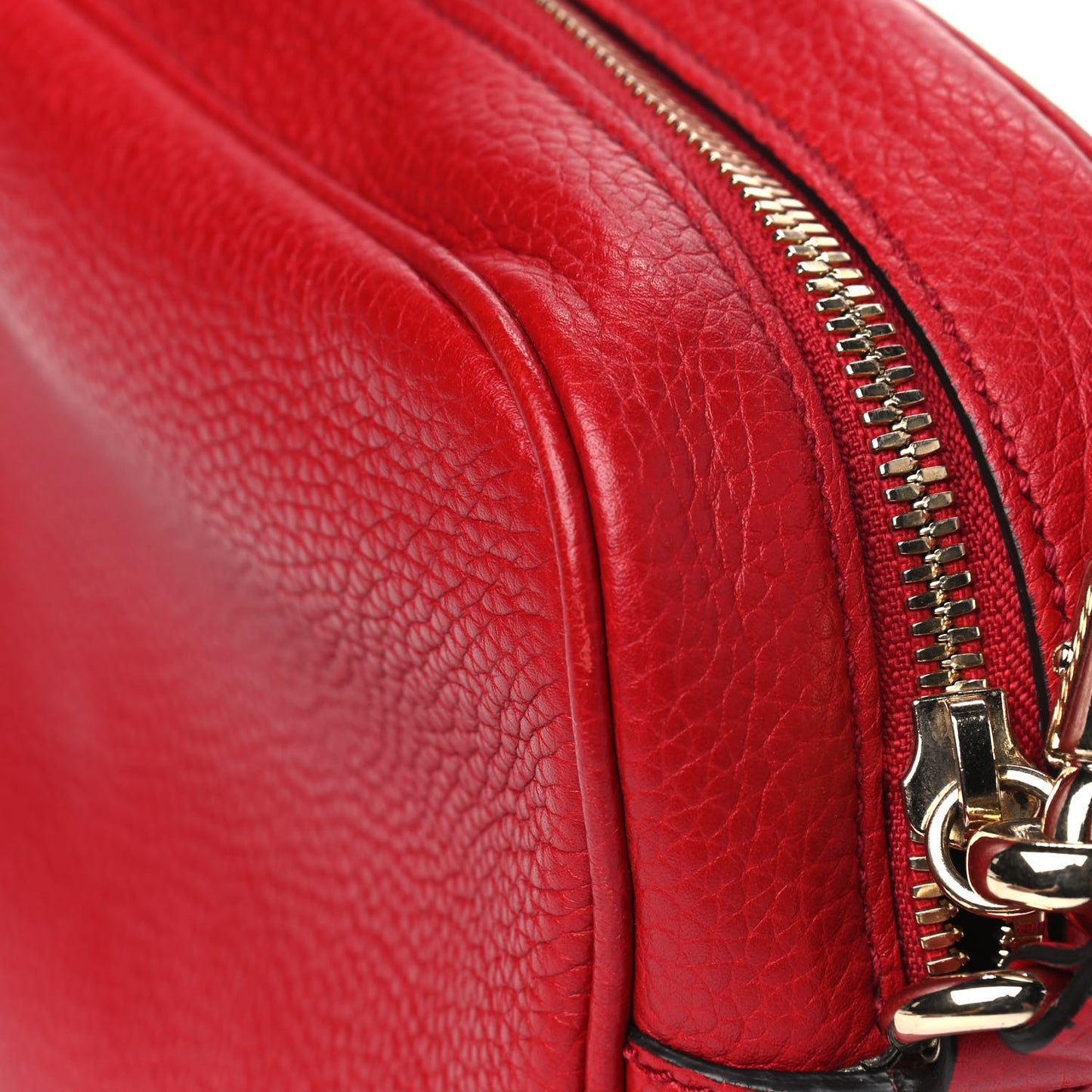 Pebbled Calfskin Small Soho Disco Bag Tabasco Red