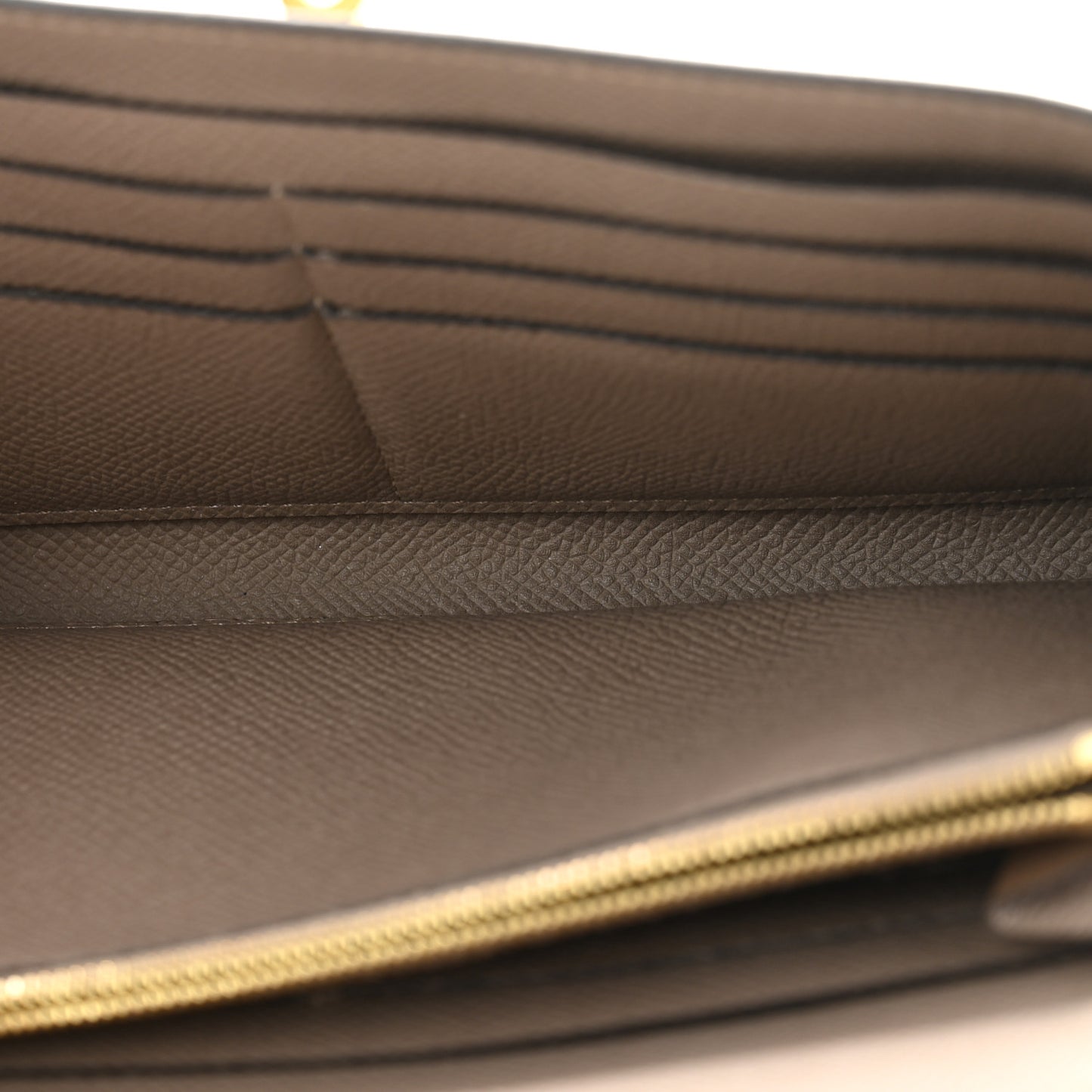 Epsom Kelly Longue Wallet Etain