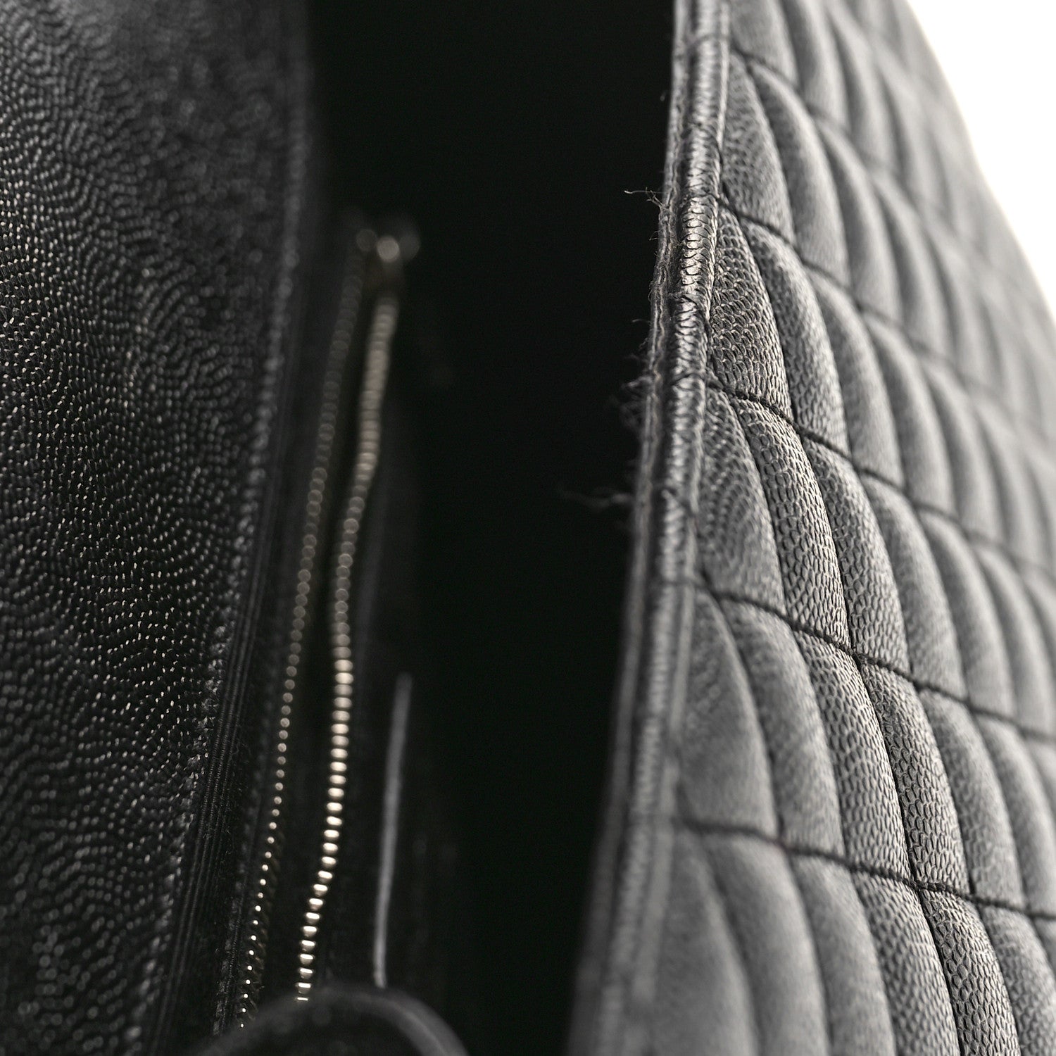 Saint Laurent Grain De Poudre Textured Mixed Matelasse Large Triquilt Monogram Satchel Black 17 of 19