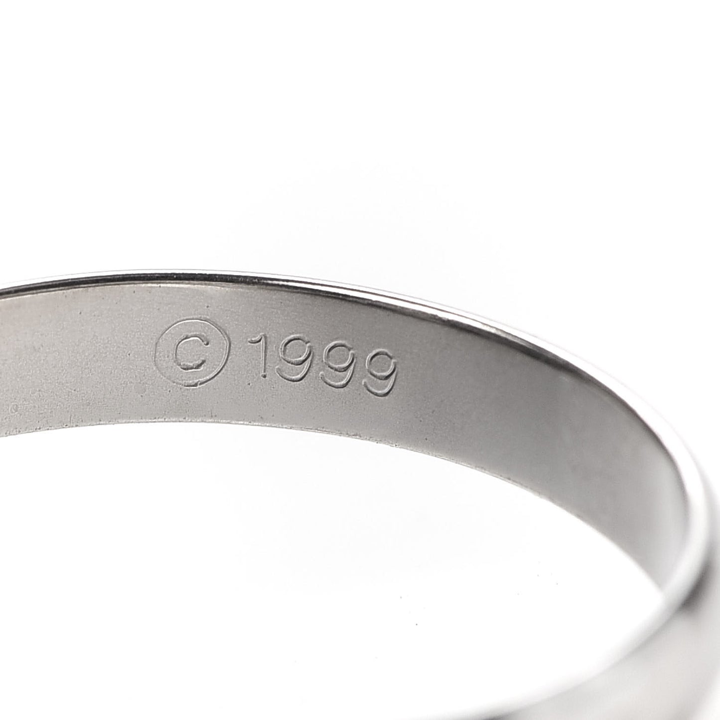 18K White Gold Classic Trinity Ring 53 6.25