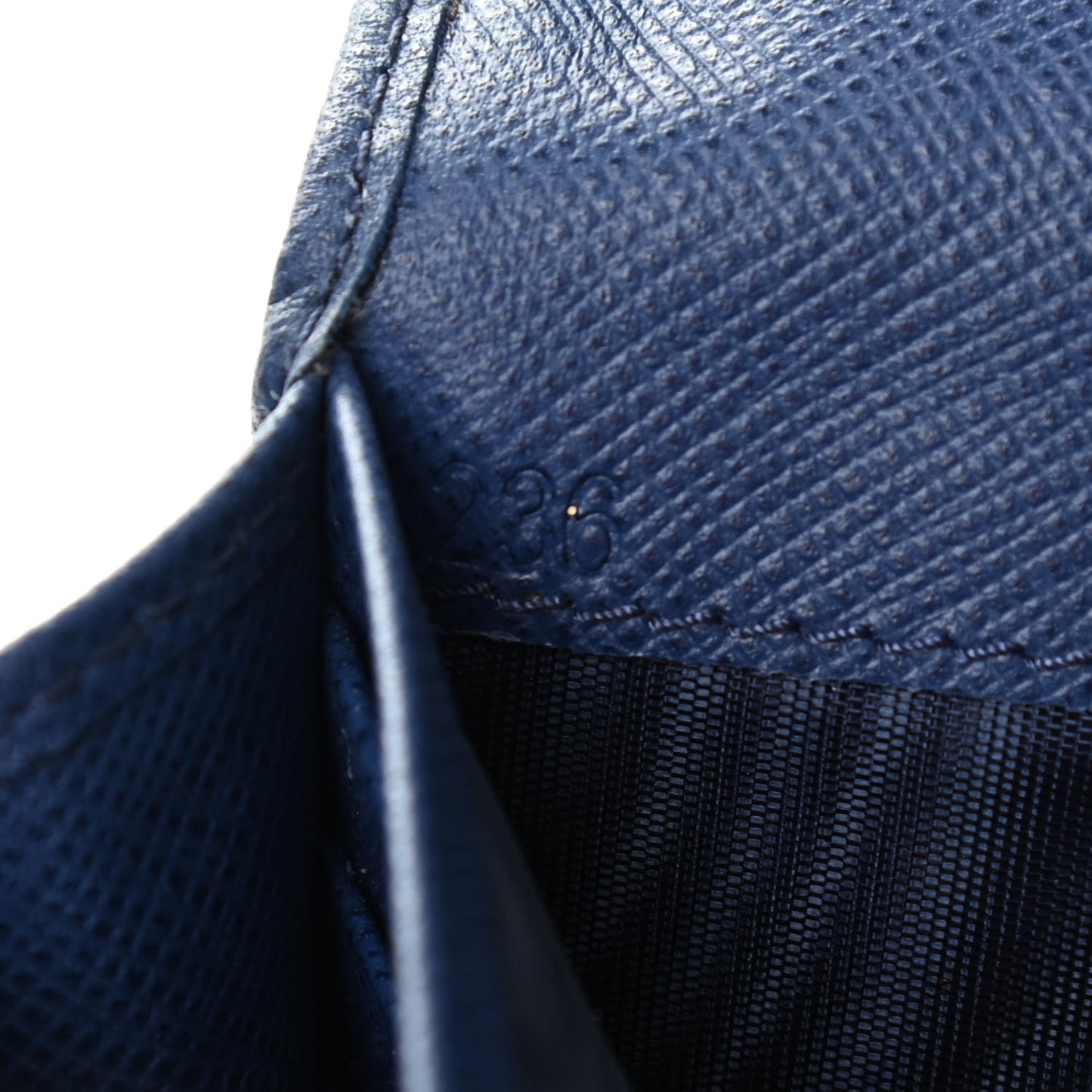 Saffiano Triangle Continental Flap Wallet Bleuette
