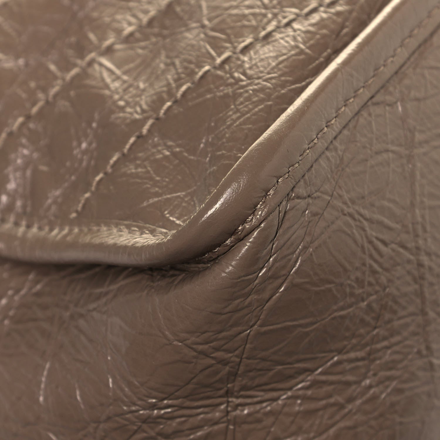 Saint Laurent Crinkled Calfskin Matelasse Monogram Medium Niki Chain Satchel Light Natural 10 of 12