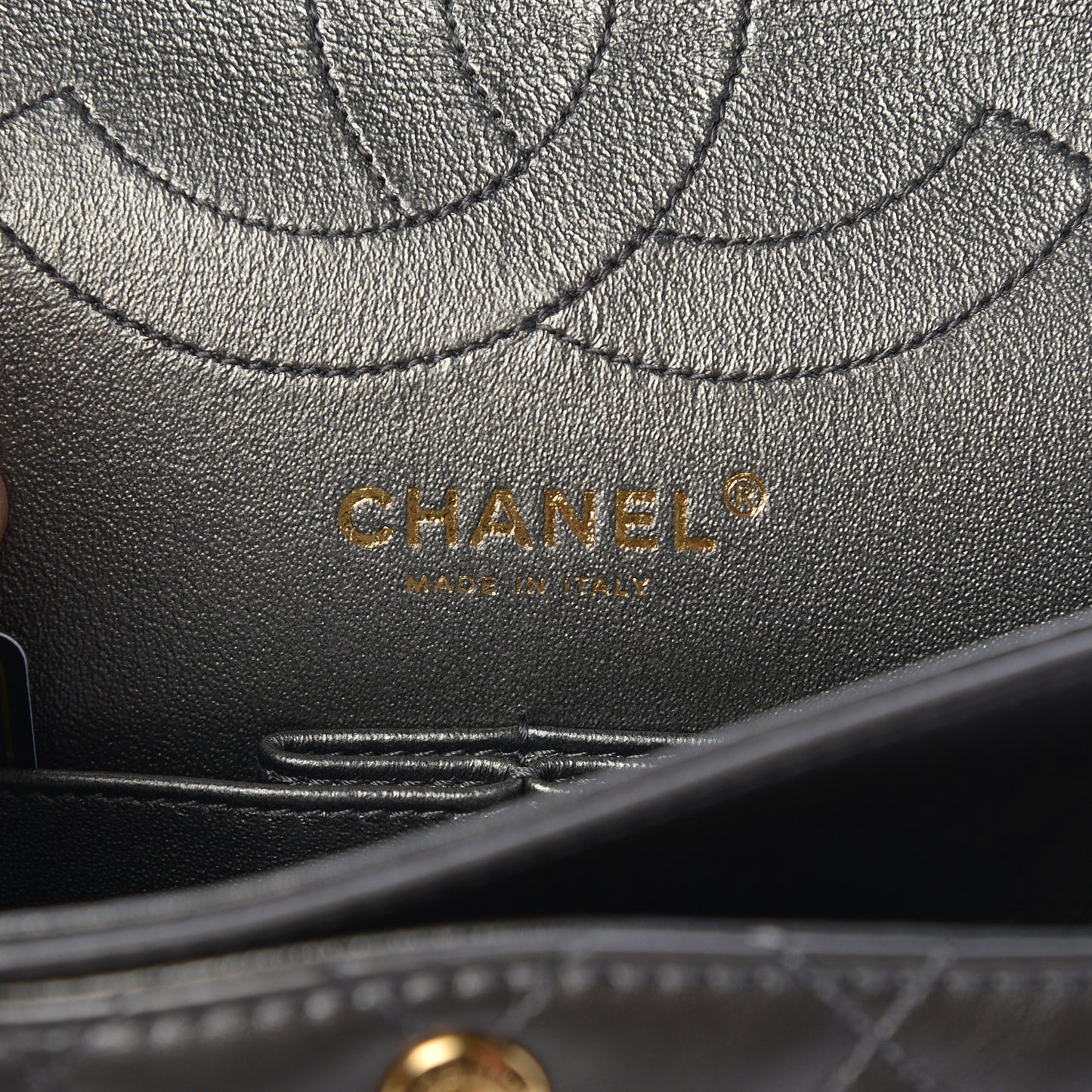 Metallic Calfskin Quilted 2.55 Reissue 225 Flap Charcoal