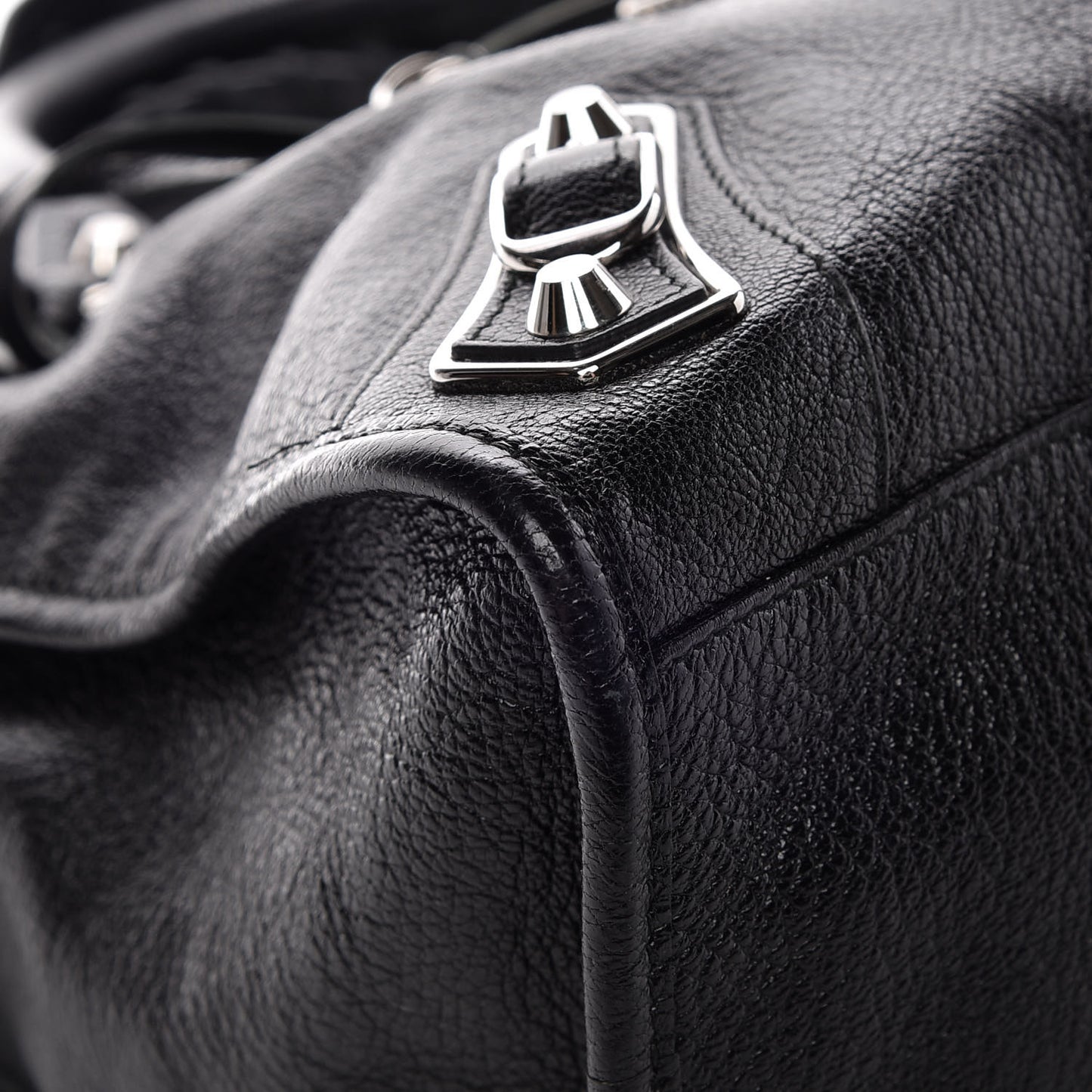 Chevre Silver Metallic Edge Hardware City Black