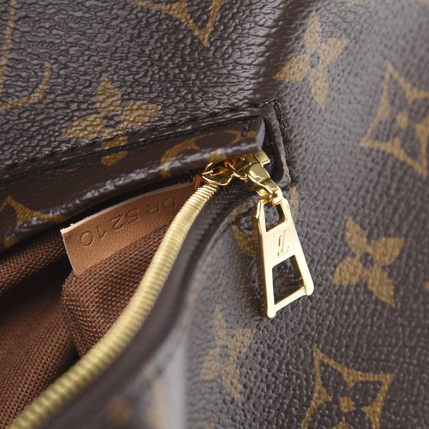 Monogram Montsouris PM