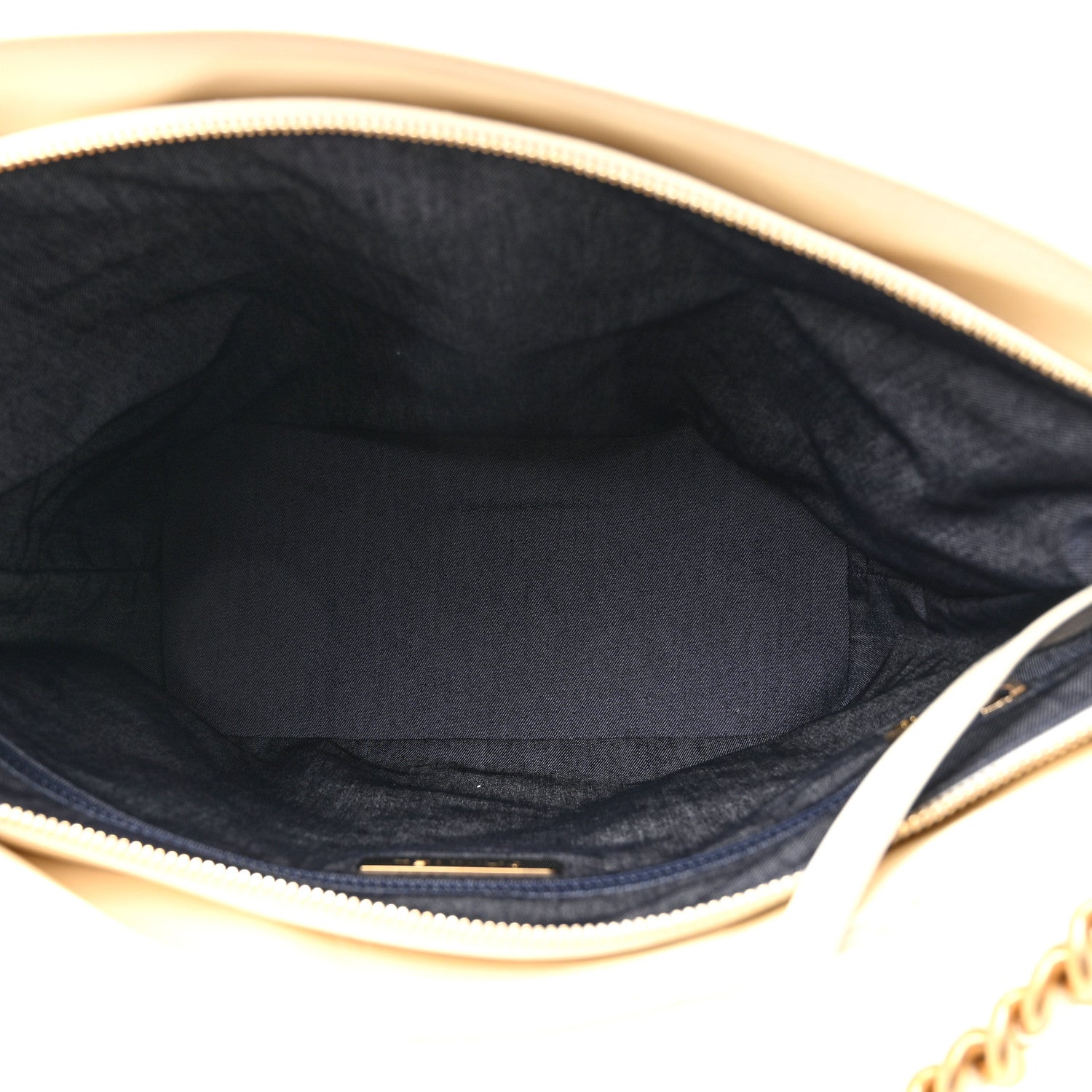Chanel Crumpled Calfskin En Vogue Rope Hobo Bag White 5 of 15