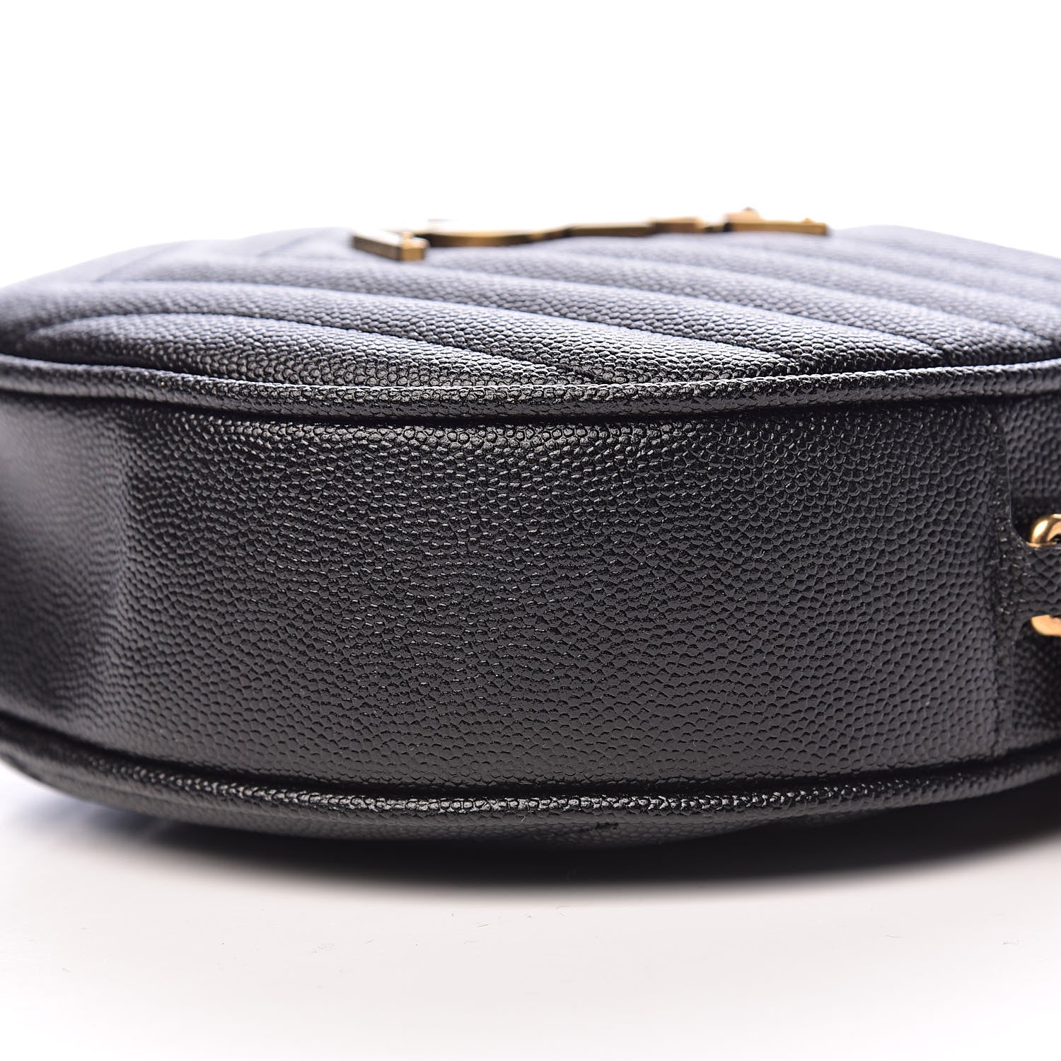 Saint Laurent Grain De Poudre Matelasse Chevron Quilted Round Vinyle Camera Bag Black 9 of 10