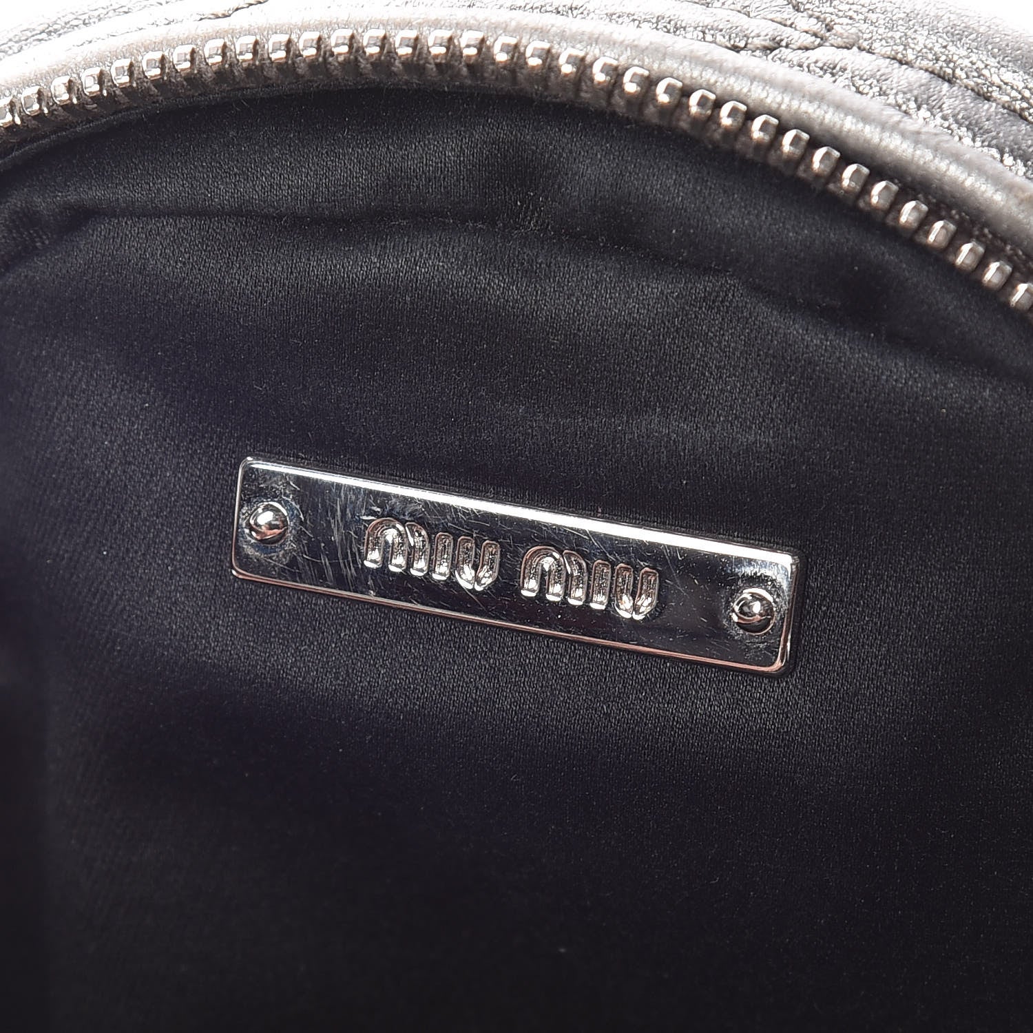 Miu Miu Metallic Nappa Matelasse Lux Mini Backpack Cromo 8 of 10