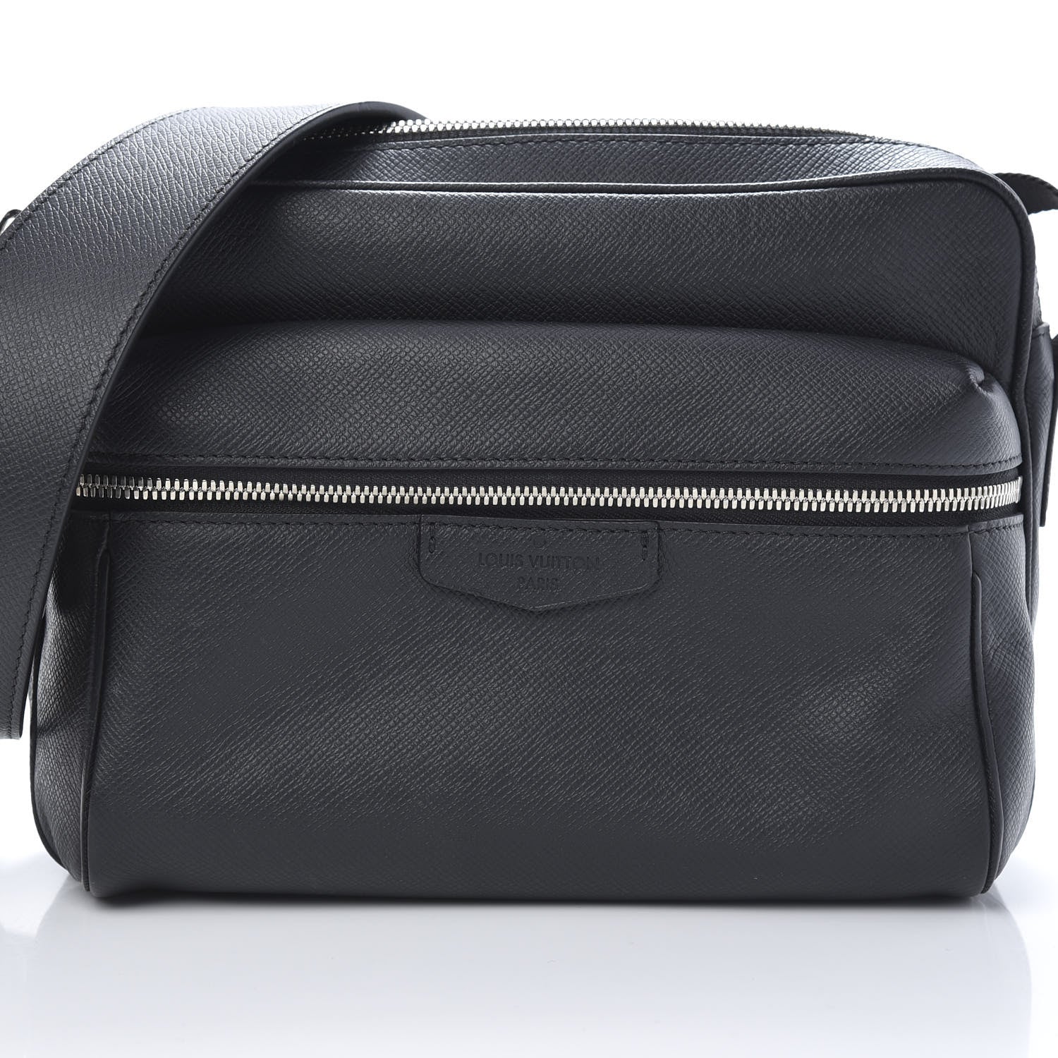 Louis Vuitton Taiga Outdoor Messenger PM Black 8 of 10