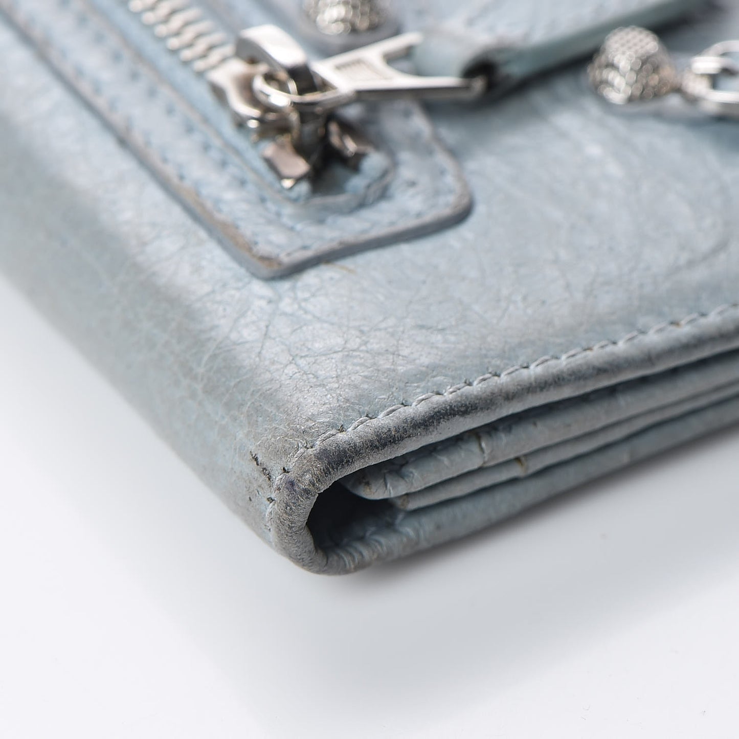 Agneau Giant 12 Silver Hardware Card Case Bleu Opaline