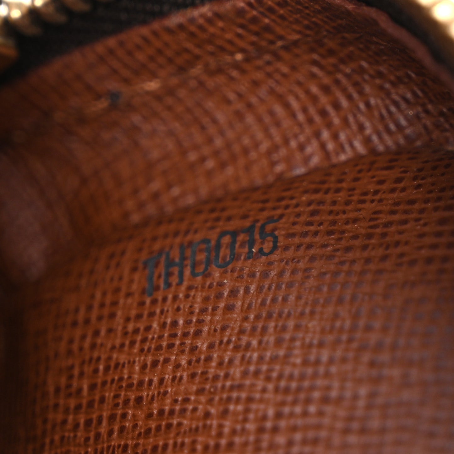 Monogram Amazone