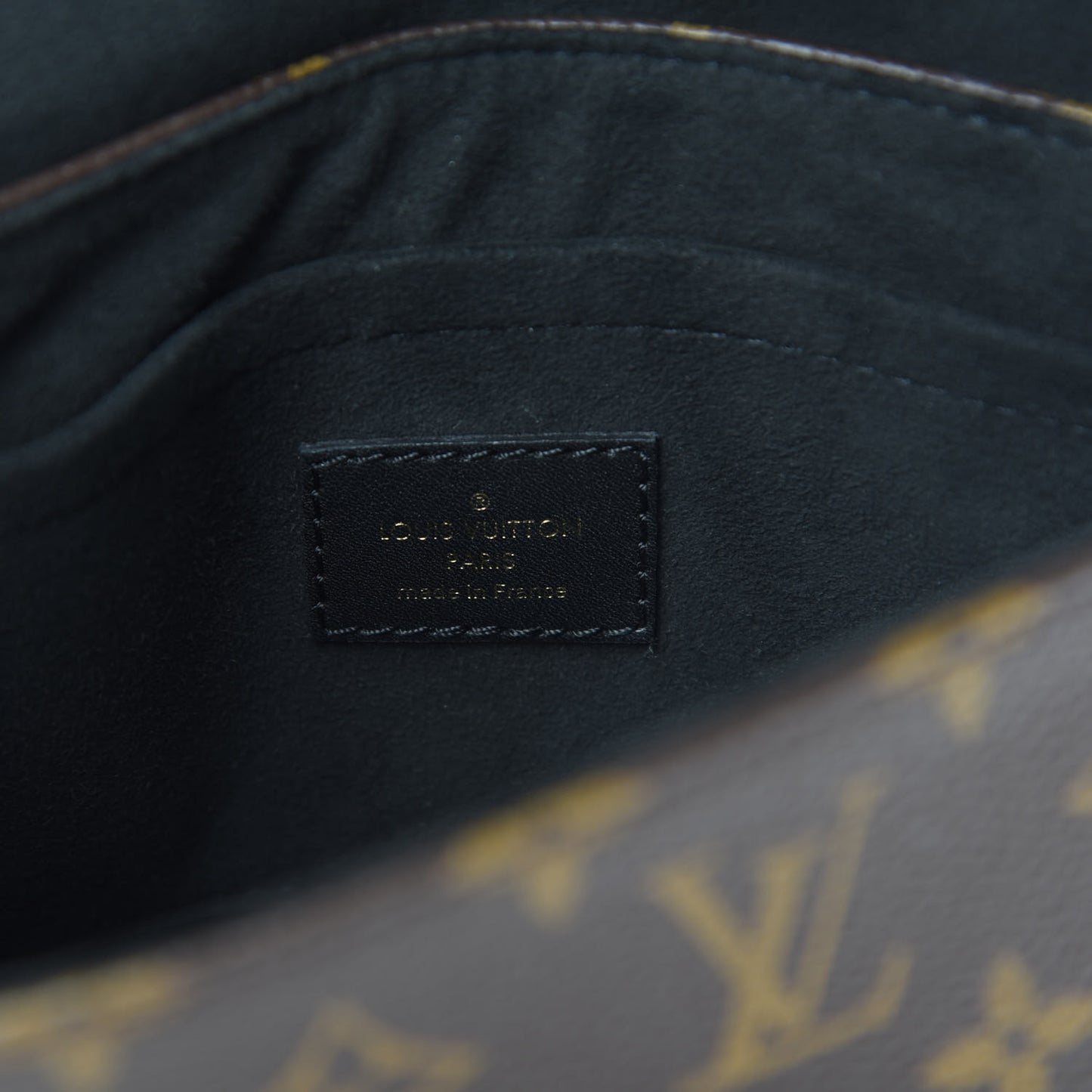 Monogram Locky BB Black