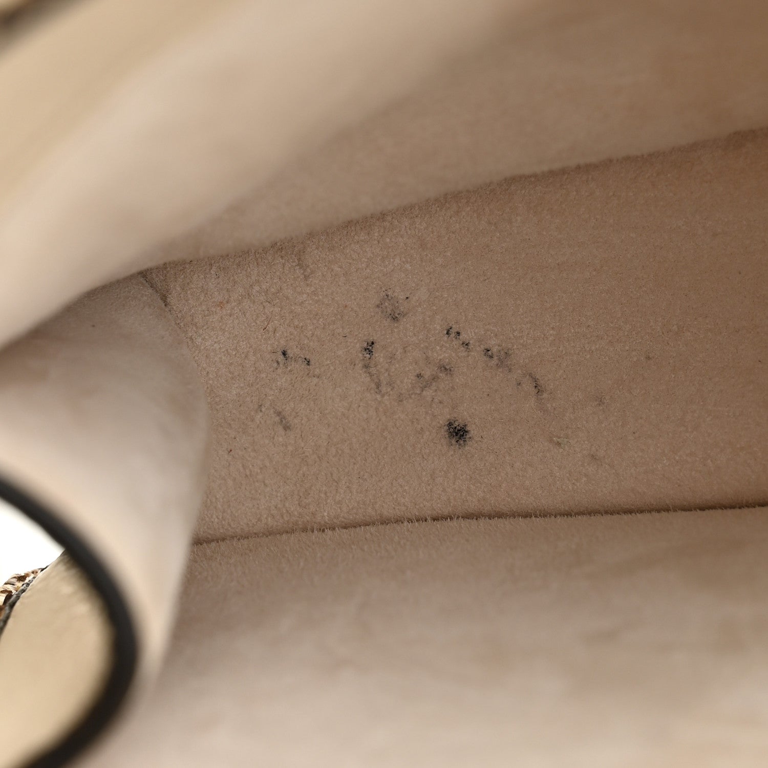 Fendi Cuoio Romano Elaphe Chamois Python Print Small Peekaboo I SEE U Satchel Camelia 9 of 9