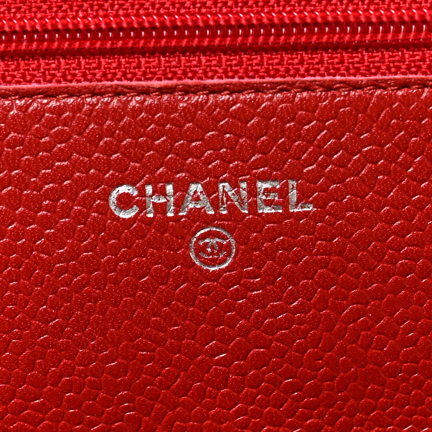 Caviar Quilted Wallet on Chain WOC Red