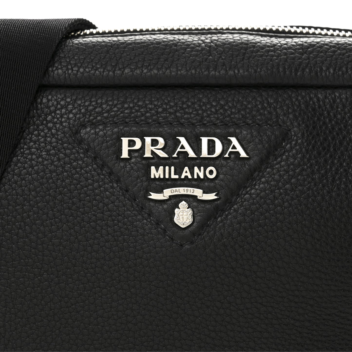 Vitello Daino Camera Crossbody Black