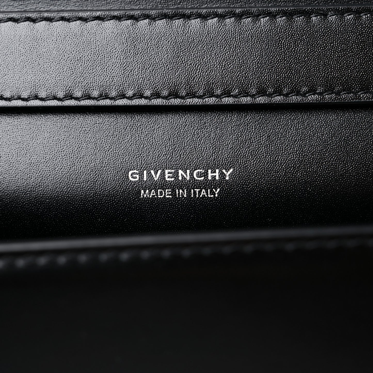 Calfskin Small 4G Chain Crossbody Black