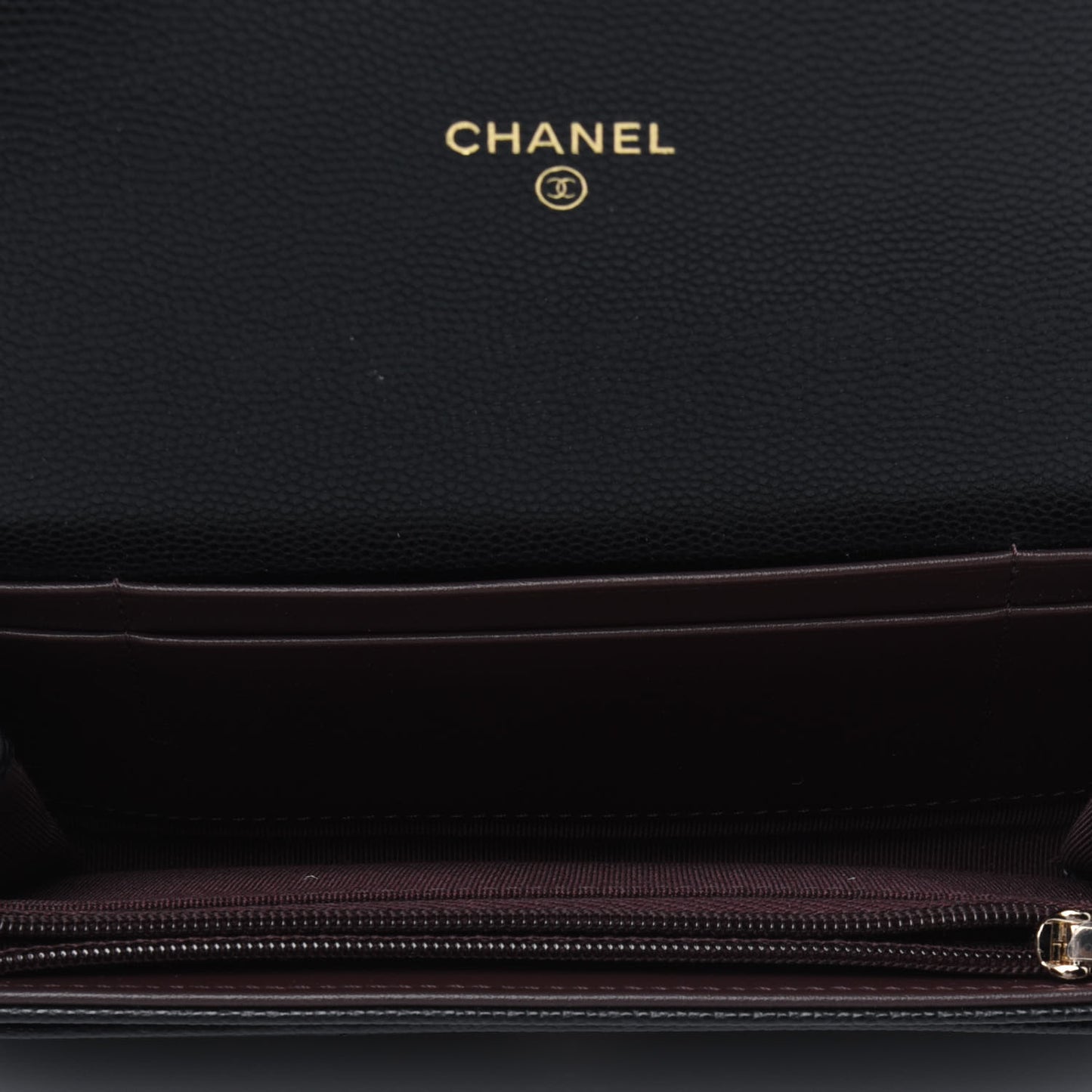 Caviar Quilted Medium Gusset Flap Wallet Black