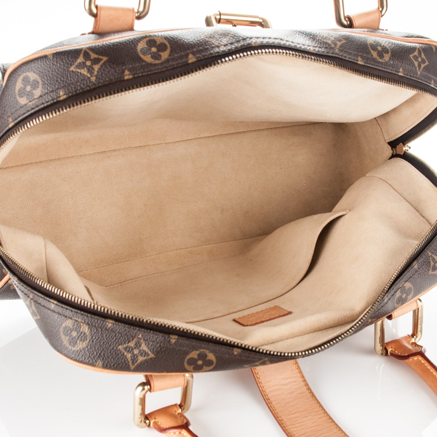 Monogram Manhattan GM