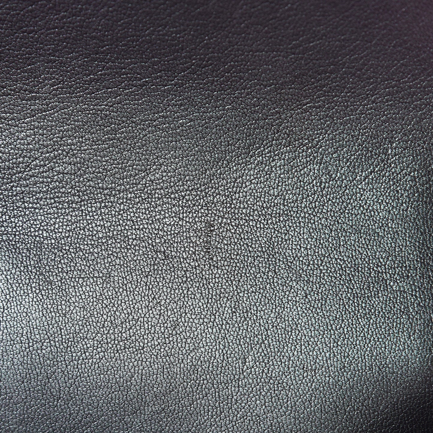 Iridescent Goatskin Quilted Medium Boy Flap Purple