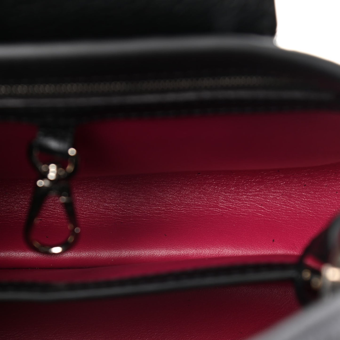 Taurillon Capucines Black