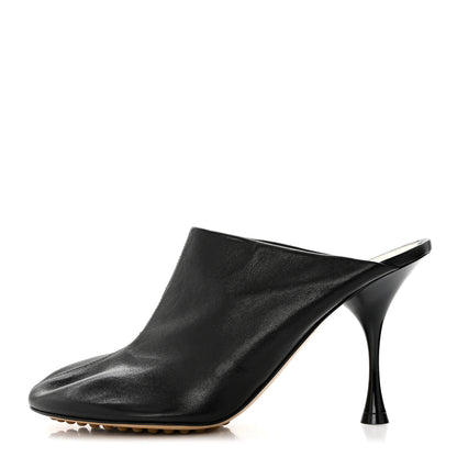 Bottega Veneta Stretch Nappa Dot Pumps 40 Black 1 of 7