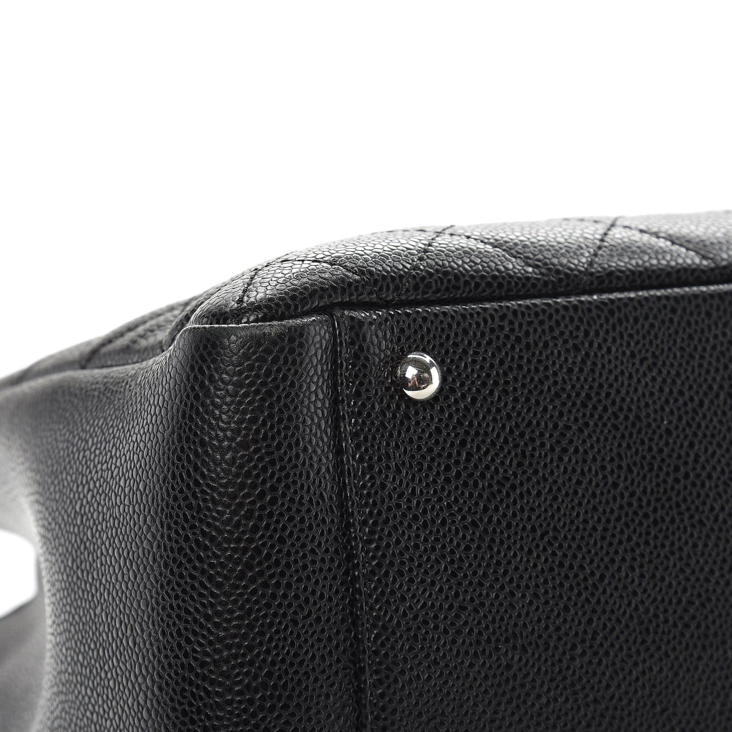 Caviar Quilted XL Grand Shopping Tote GST Black