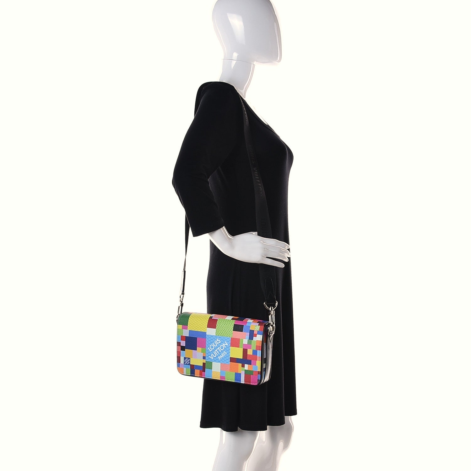 Louis Vuitton Damier Graphite 3D Studio Messenger Multicolor 2 of 9