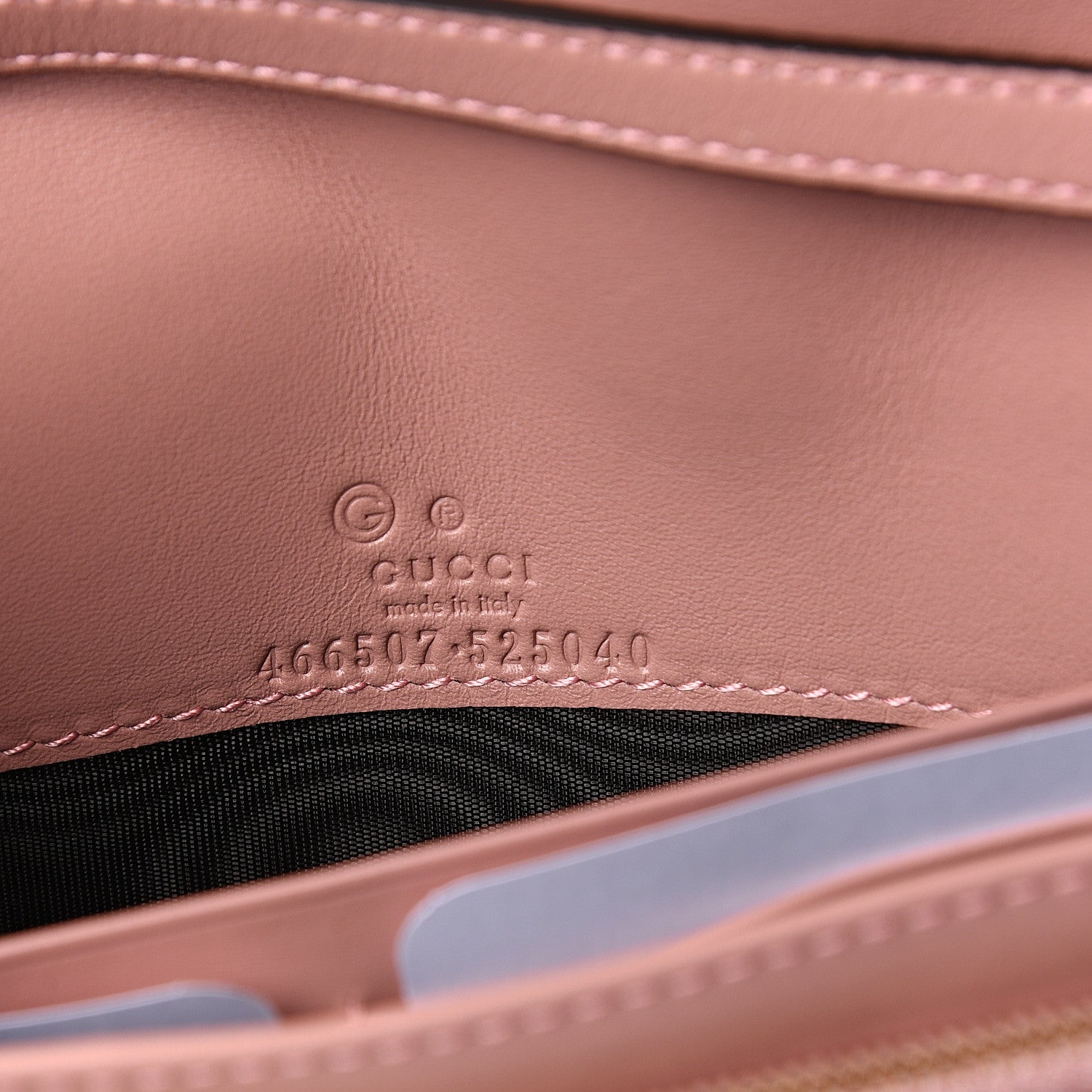 Gucci Microguccissima Crossbody Wallet Soft Pink 5 of 9