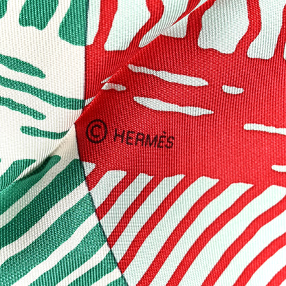 Hermes Silk Geant Suite Et Poursuite Scarf 140 Vert Rouge Turquoise 4 of 5