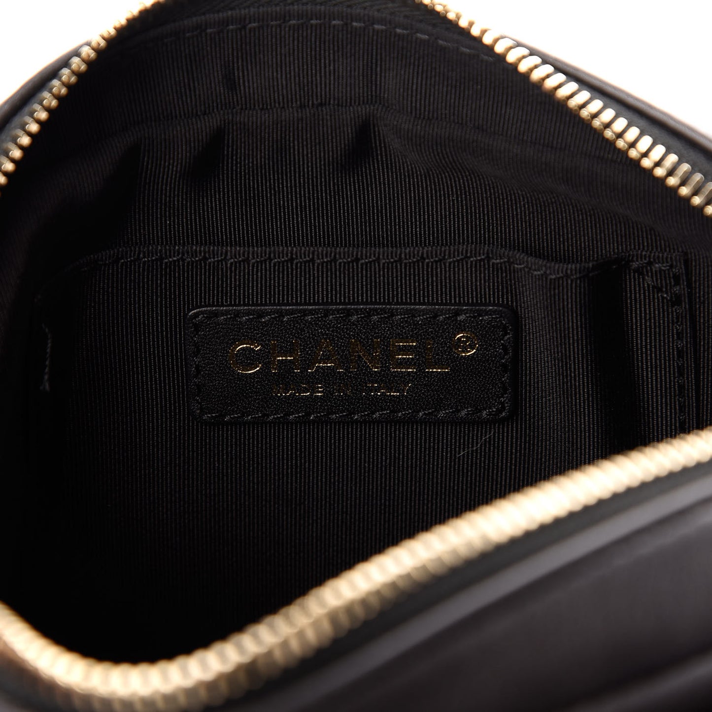 Calfskin Quilted Day Trips Camera Case Black