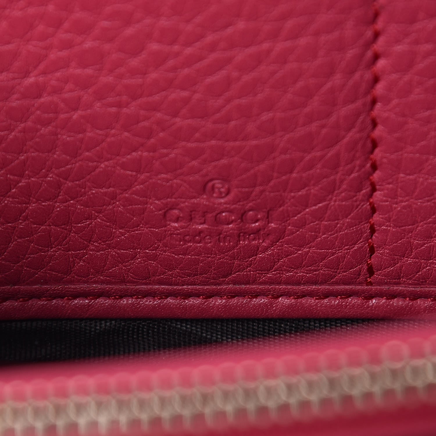 Gucci Pebbled Calfskin Soho Zip Around Wallet Pink 6 of 8