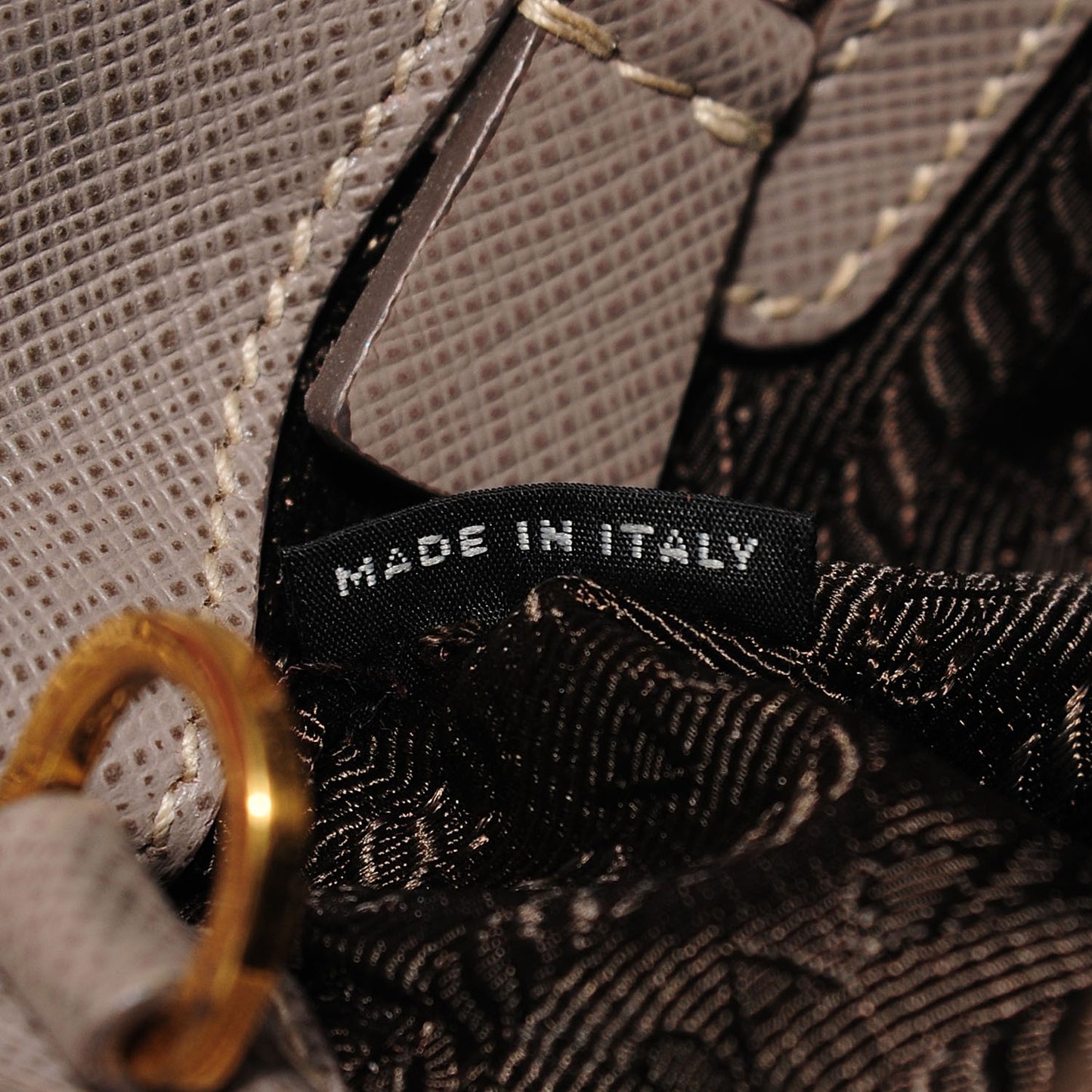 Saffiano Lux Medium Double Zip Tote Argilla