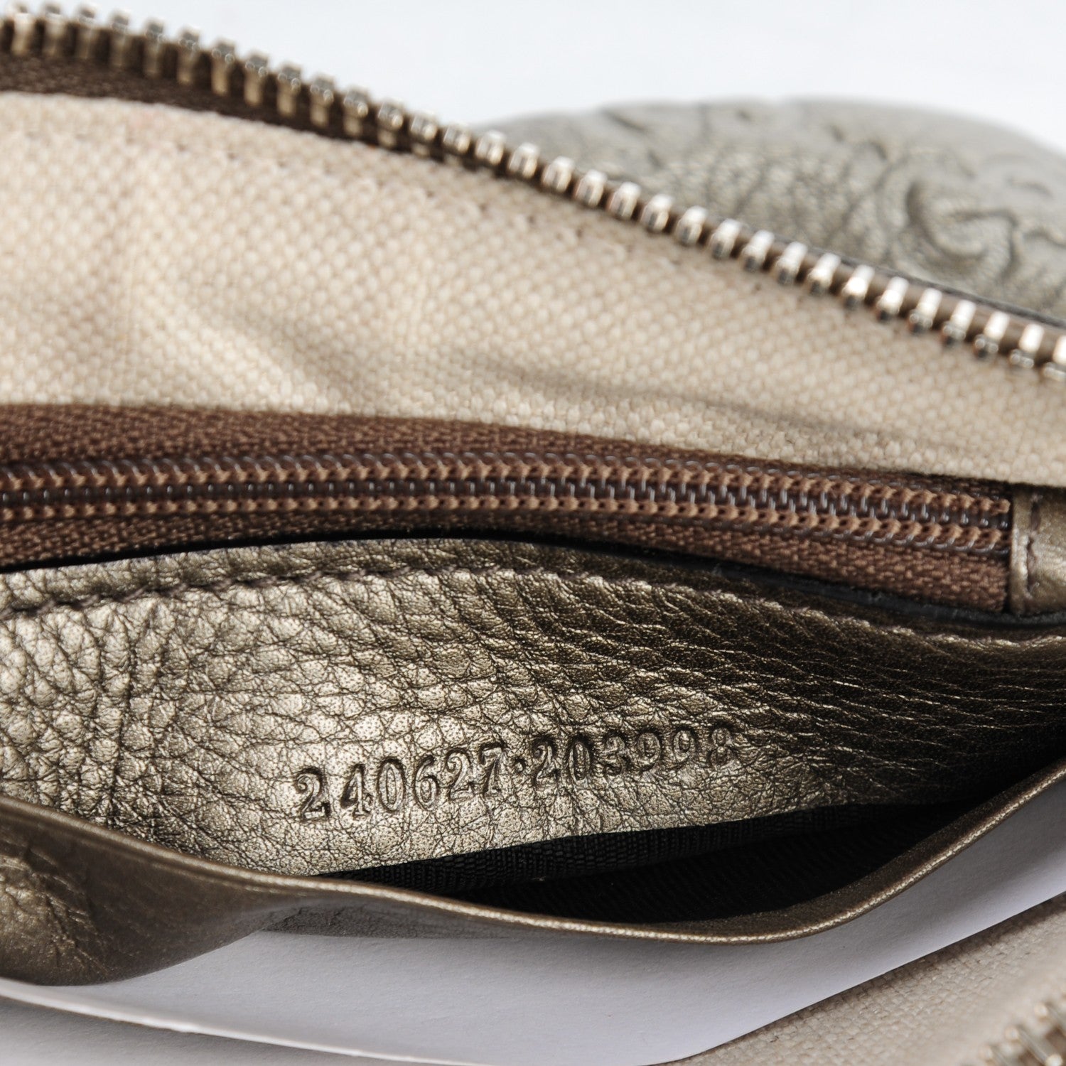 Gucci Guccissima Horsebit Detail Wristlet Pewter 8 of 8