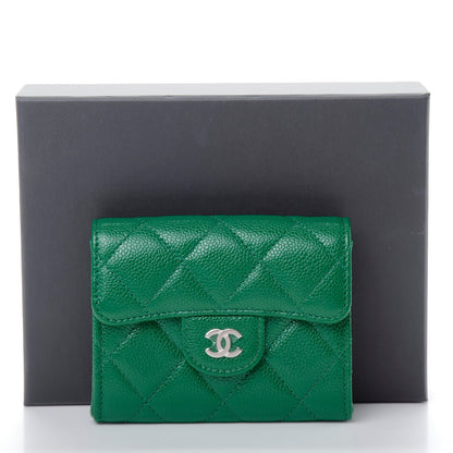 Chanel Caviar Quilted Flap Card Holder Wallet Green 10 of 10