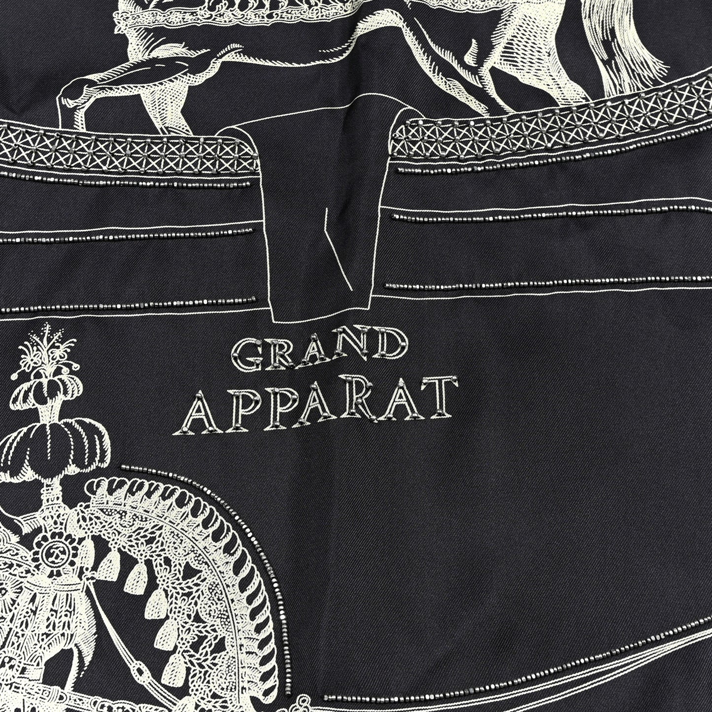 Silk Embroidered Grand Apparat Forever Scarf 90 Black Creme