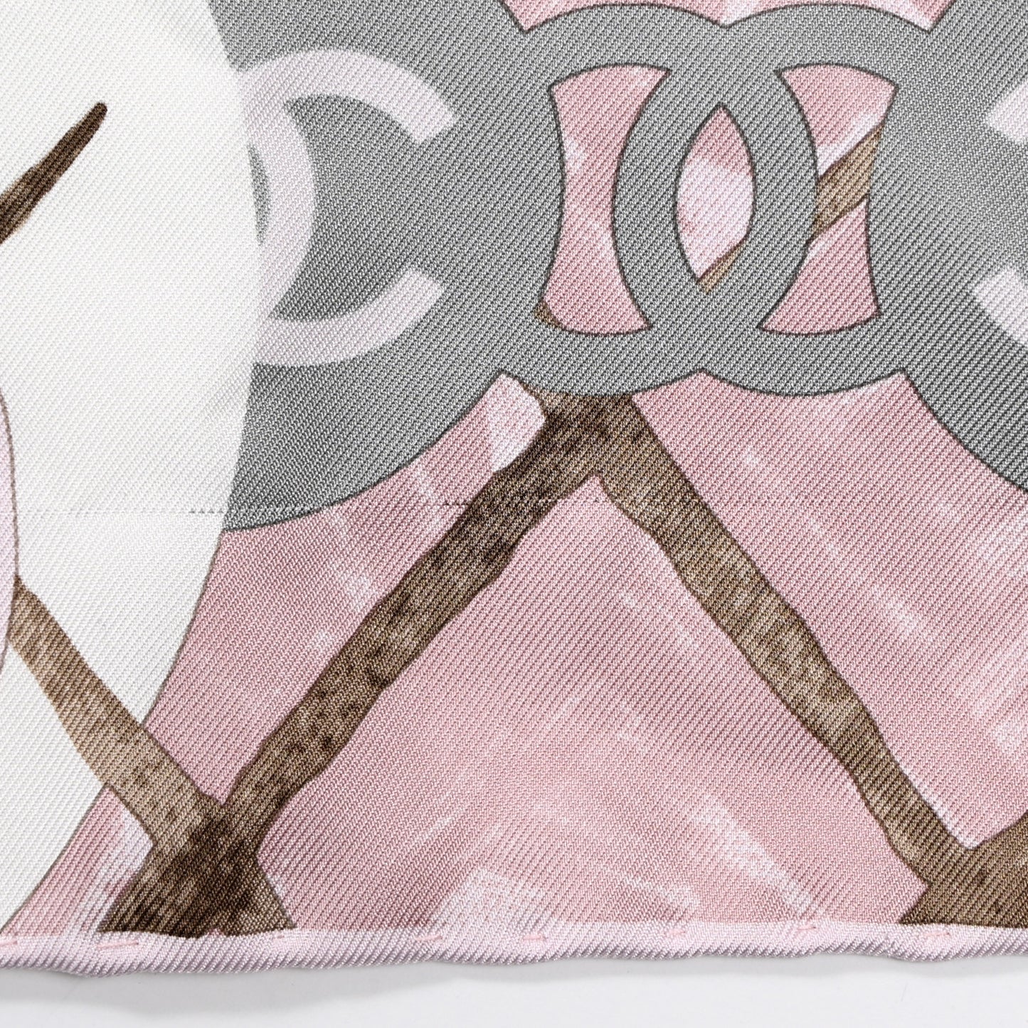 Silk CC Logo Camellia Scarf White Pink