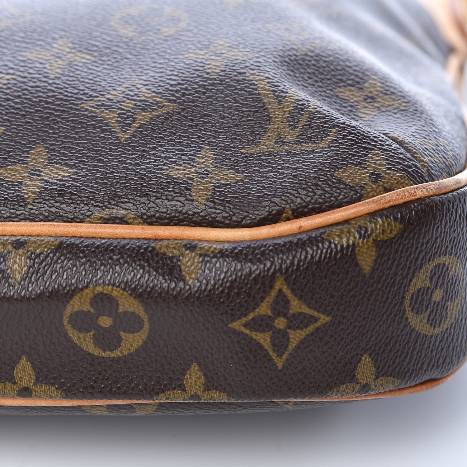 Louis Vuitton Monogram Odeon PM 11 of 28