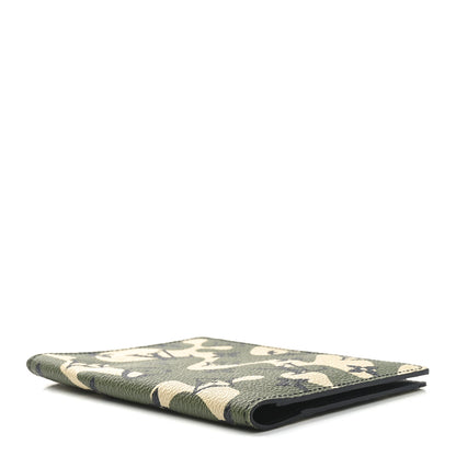 Louis Vuitton Monogramouflage Passport Cover 4 of 6