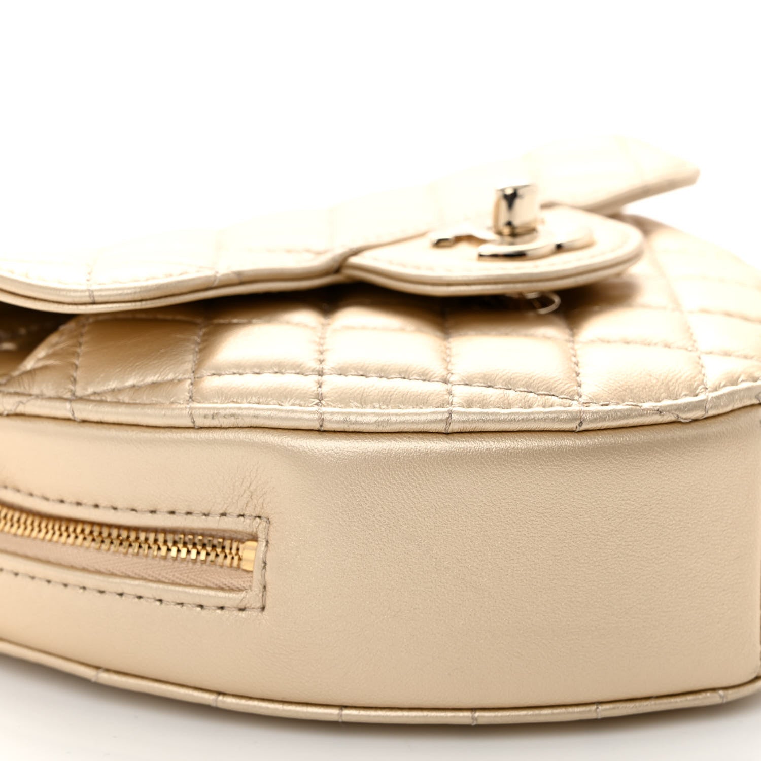 Chanel Metallic Lambskin Quilted CC In Love Heart Bag Gold 9 of 10