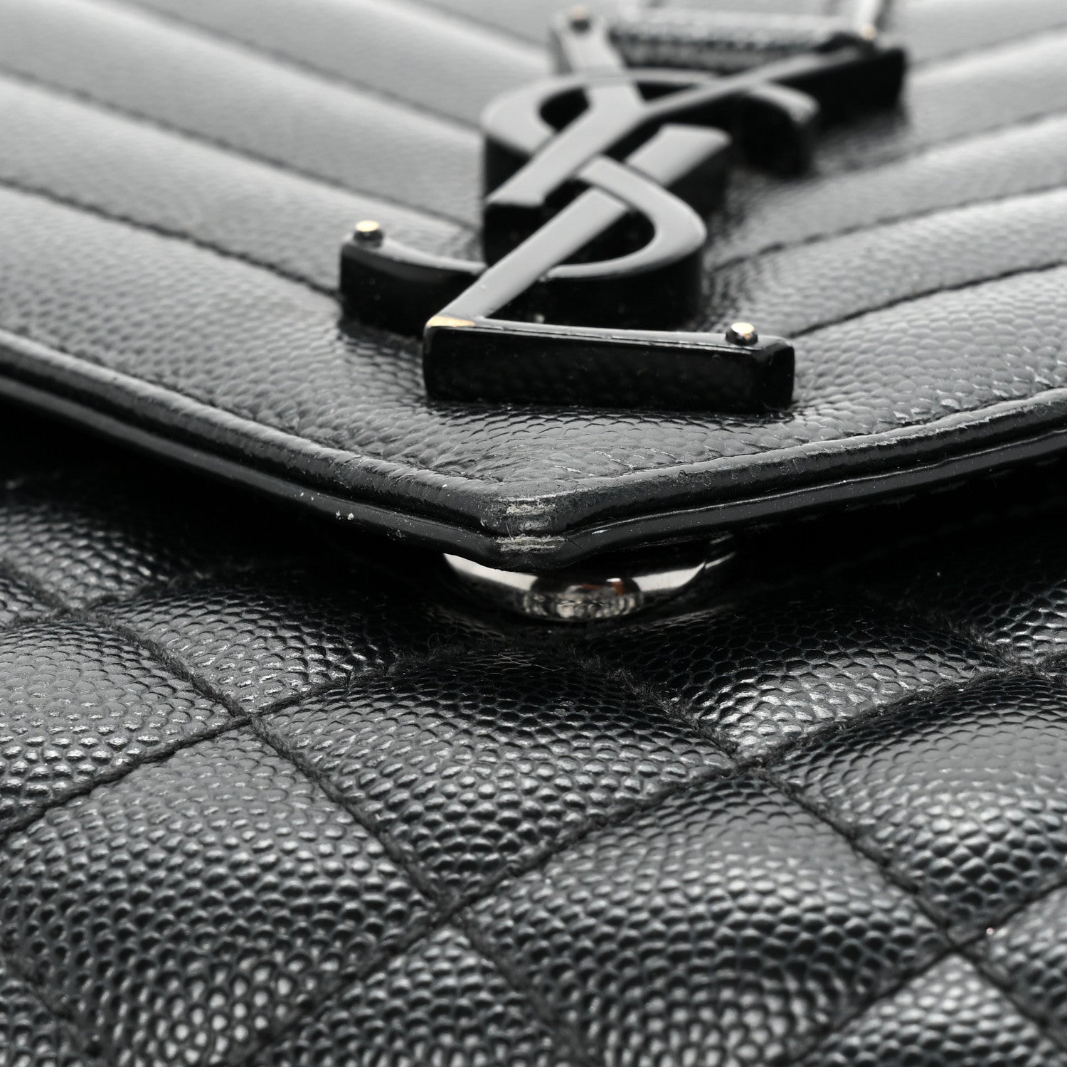 Saint Laurent Grain De Poudre Textured Mixed Matelasse Triquilt Medium Monogram Monochrome Satchel Black 12 of 15