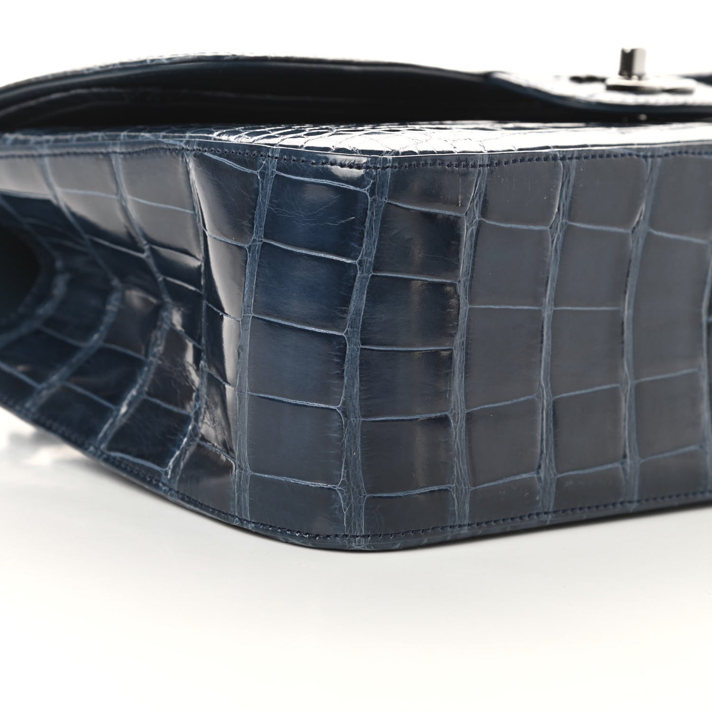 Alligator Jumbo Double Flap Blue