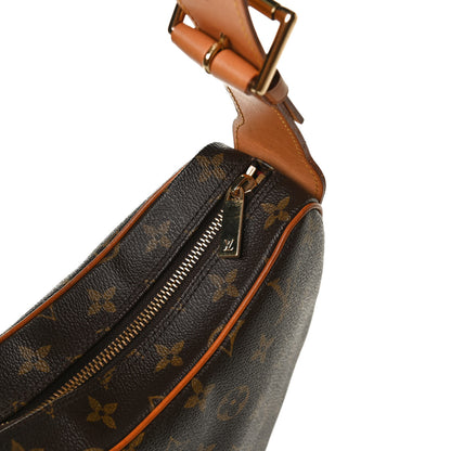 Louis Vuitton Monogram Croissant GM 14 of 15