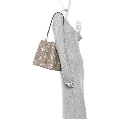 Louis Vuitton Empreinte Monogram Giant Neonoe MM Tourterelle Creme 2 of 11