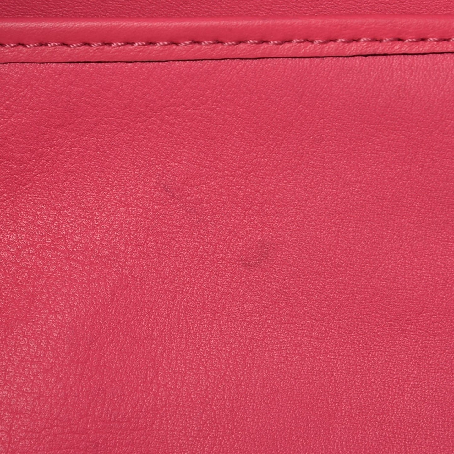 Vitello Medium Rockstud Tote Fuxia Fluo