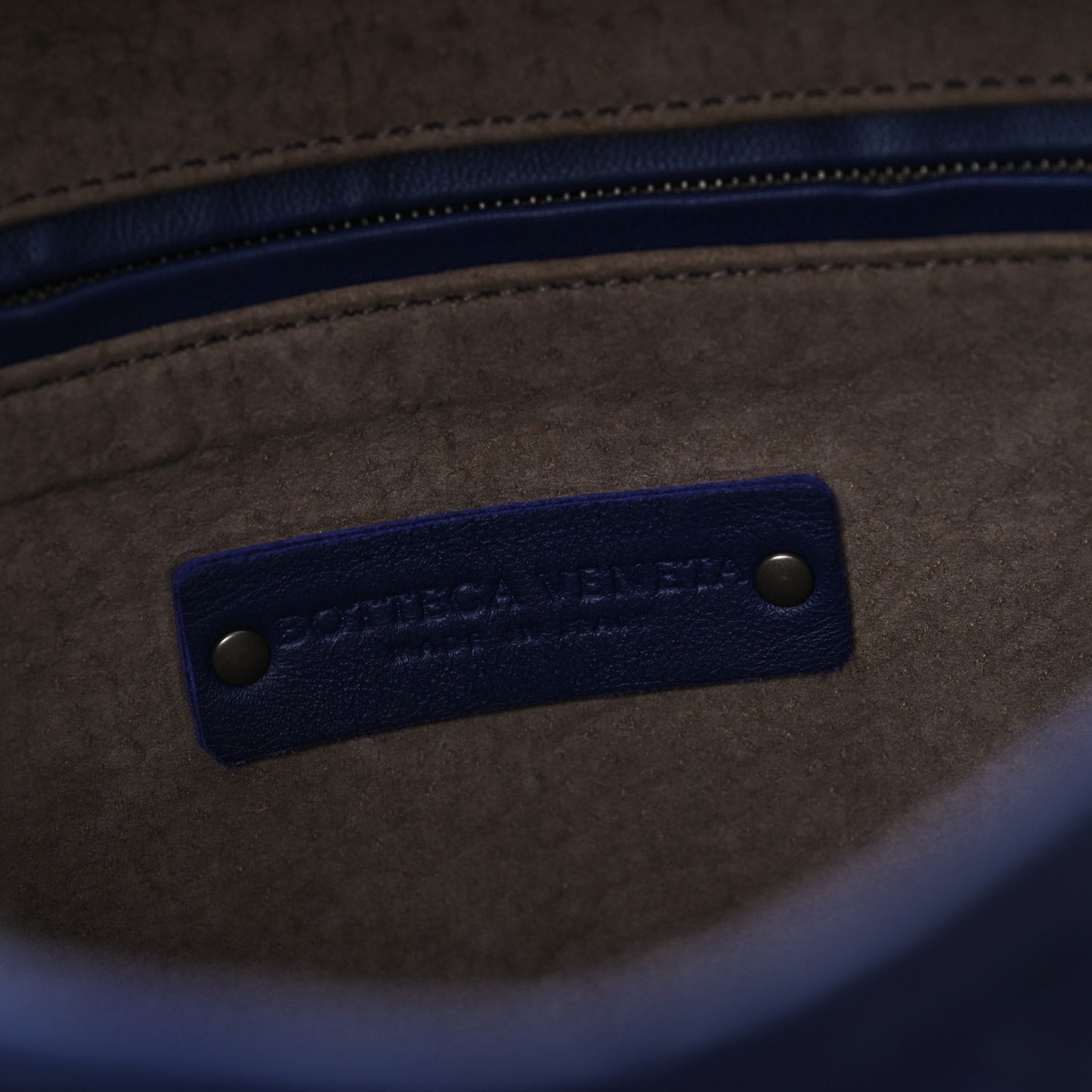 Embroidered Nappa Intrecciato Large Veneta Hobo Atlantic