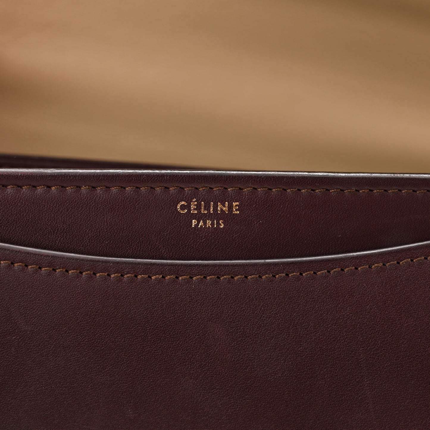 Smooth Calfskin Medium Case Chain Flap Burgundy