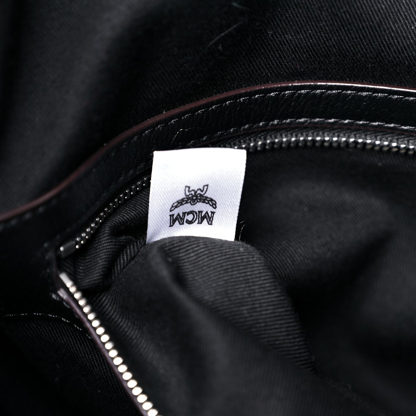 Calfskin Ottomar Large Klara Hobo Black