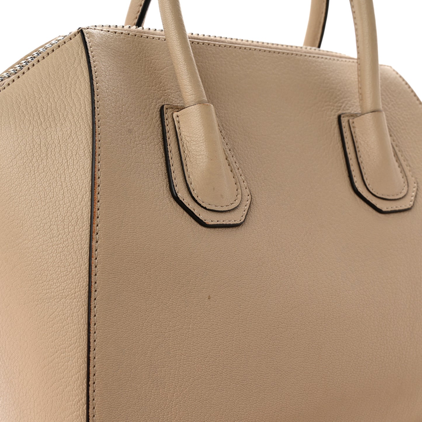 Sugar Goatskin Small Antigona Light Beige