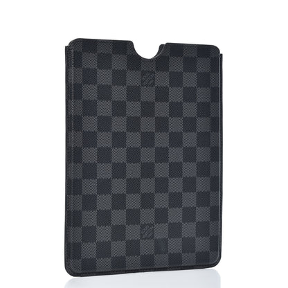 Louis Vuitton Damier Graphite Hardcase iPad Air 2 3 of 6
