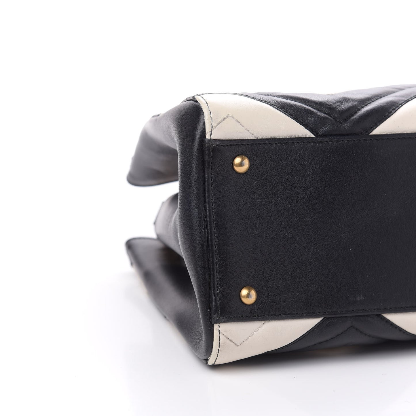 Calfskin Matelasse Small GG Marmont Tote Black White